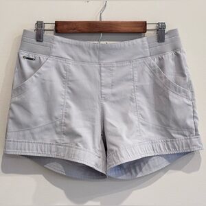 Lole Pull-On Shorts in Light Grey Size M